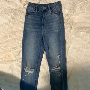 American eagle size 00 ripped skinny jeans